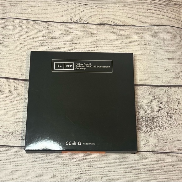 Jeywiry 5 In 1 Case for IPhone 14 Plus/Max with 2 Screen and Lens Protectors - Picture 4 of 4